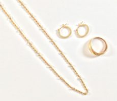 【貴金属買取】K18アクセサリー
