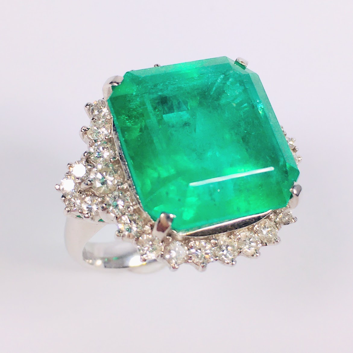 E16.73ct_D1.29_Pt900_リング_2