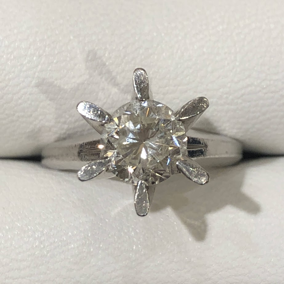 Pt900 ダイヤ 1.78ct リング