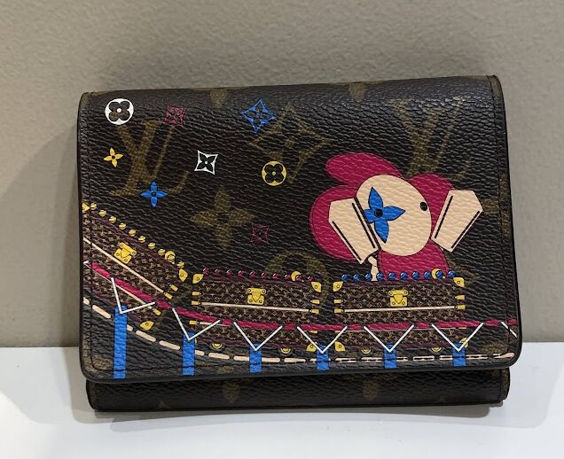 ルイヴィトン モノグラム ポルトフォイユ･ヴィクトリーヌ 阪急三番街　買取