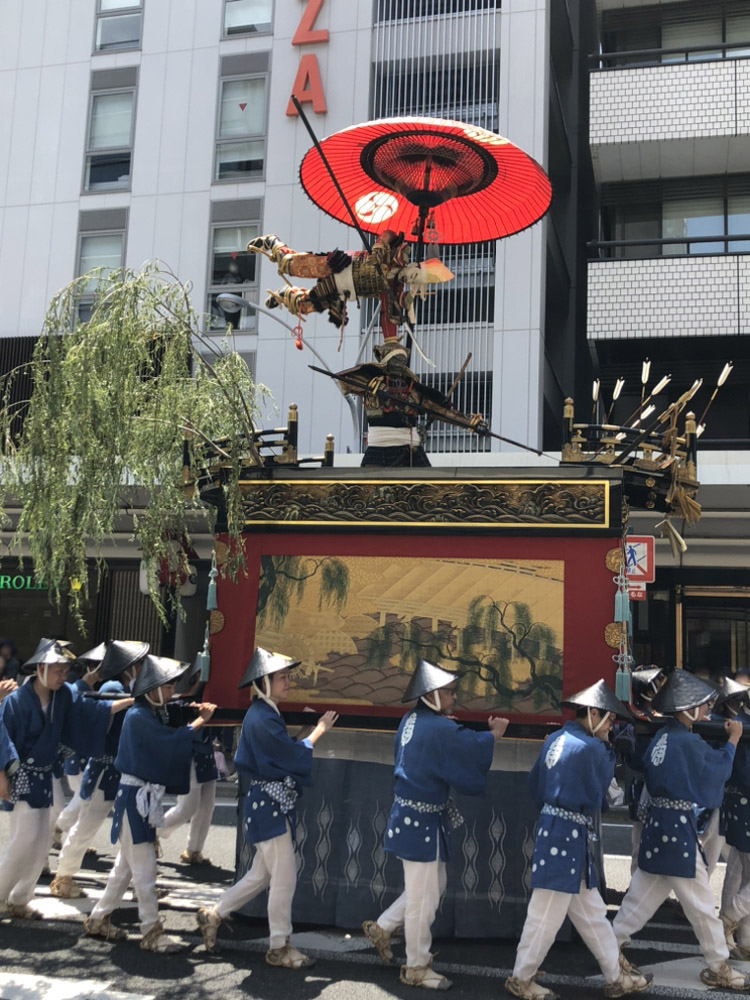 祇園祭 山鉾巡行 後祭 京都 四条 買取 河原町 烏丸 まねきや京都四条本店