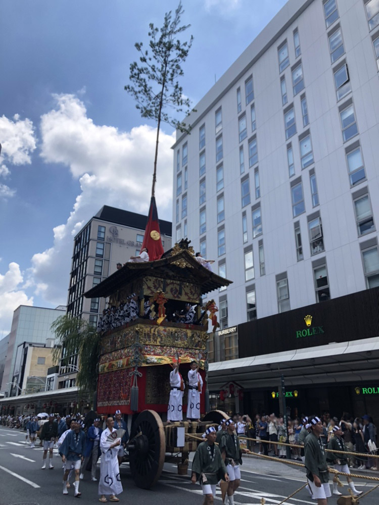 祇園祭 山鉾巡行 後祭 京都 四条 買取 河原町 烏丸 まねきや京都四条本店