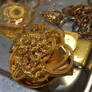 Ｋ22ネックレス 金杯 エリザベス金貨