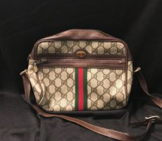 【グッチ】ショルダーバッグ GGプラス