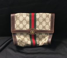 【グッチ】クラッチバッグ GGプラス